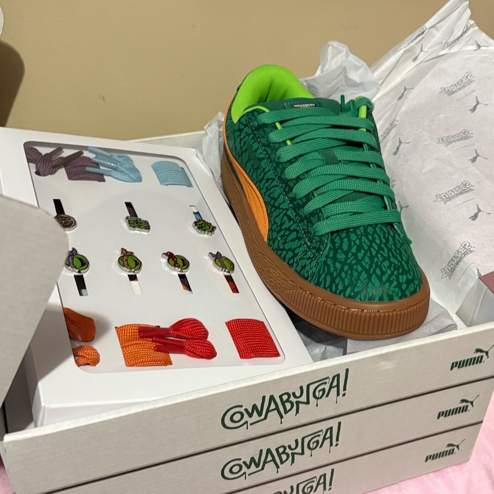 Puma Kids Teenage Mutant Ninja Turtles Green Sneakers Youth size 6 or 6.5 new